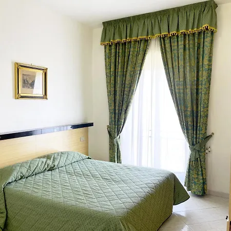 Reginella 3* Sant'Agata sui due Golfi
