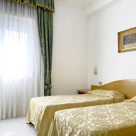 Reginella Hotel 3*