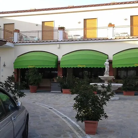 Reginella 3*